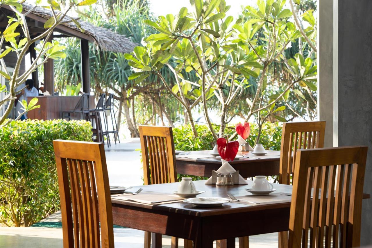 Ananya Beach Resort タンガラ エクステリア 写真